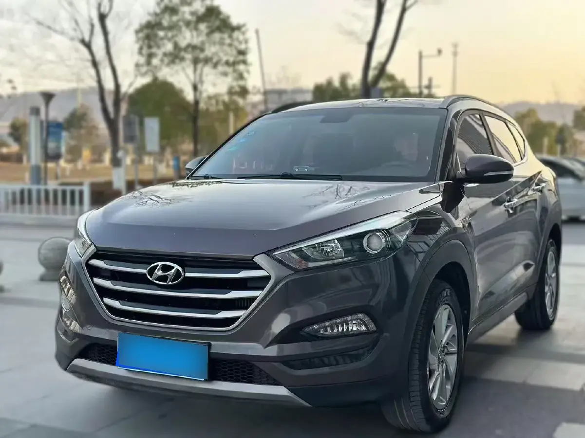 2015 Hyundai Tucson 1.6T 177HP L4 7DCT