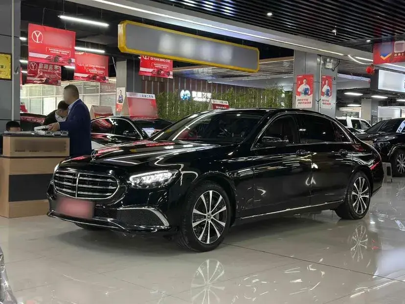 2022 Mercedes-Benz E Class 2.0T 211HP L4 9AT PHEV 25.4KWH