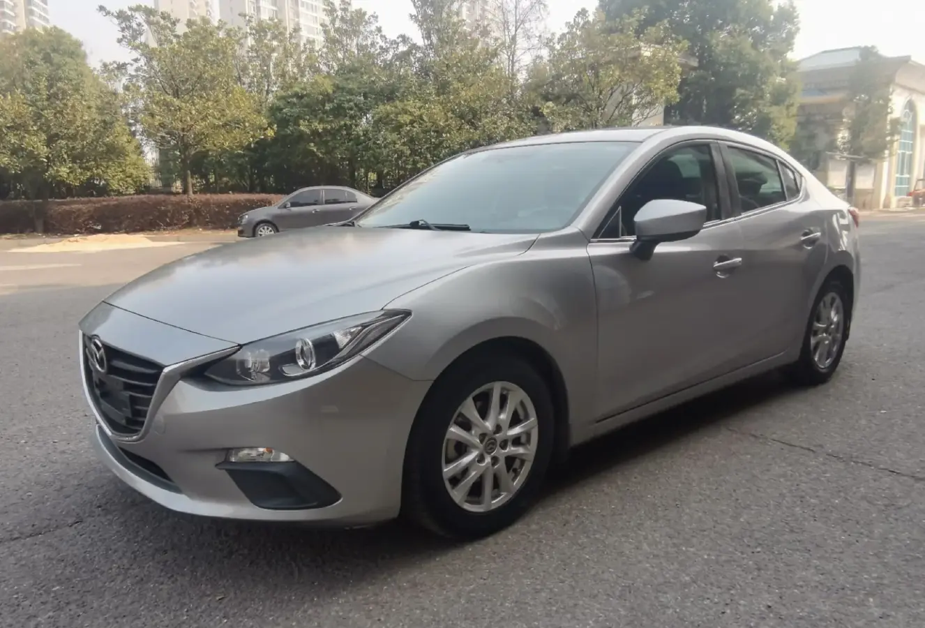 2014 Mazda 3 Axela 1.5L 117HP L4 6AT