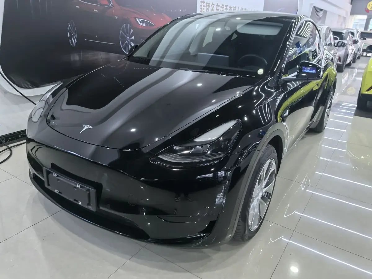 2022 Tesla Model Y BEV 60KWH