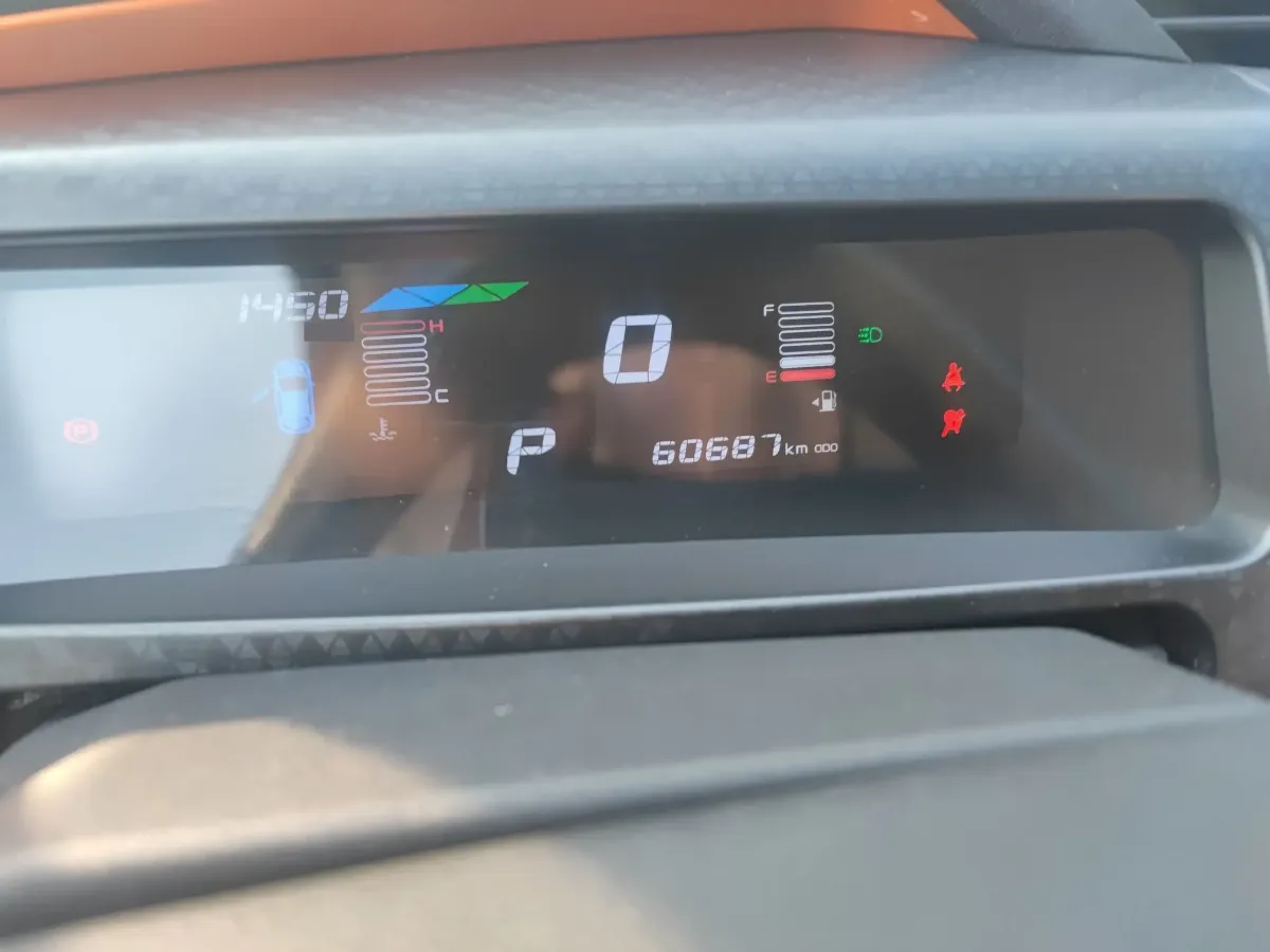 2017 Geely Vision X1 1.3L 88HP L4 4AT,autocango,china used car exporter,china ev exporter,chinese used car exporter,chinese used ev exporter