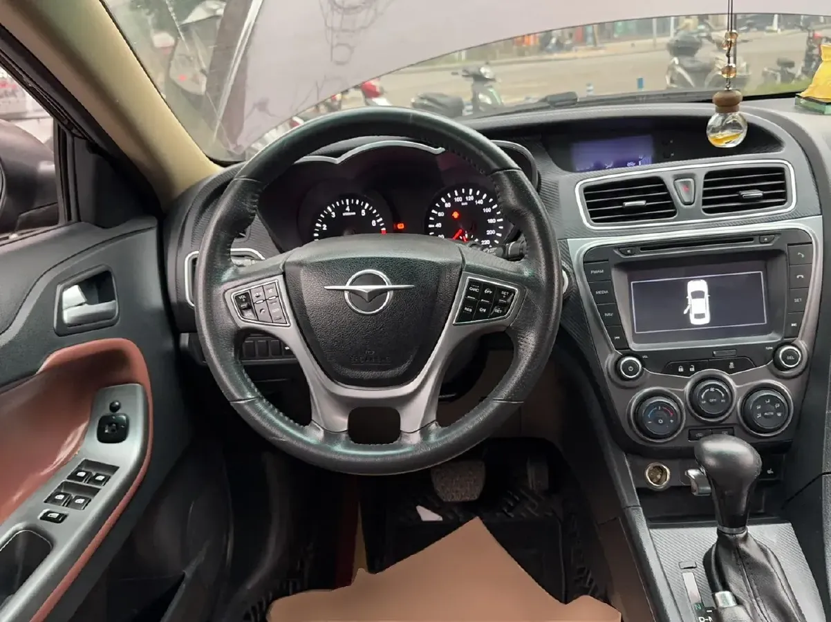 2014 HaiMa Family 1.6L 125HP L4 6AT,autocango,china used car exporter,china ev exporter,chinese used car exporter,chinese used ev exporter