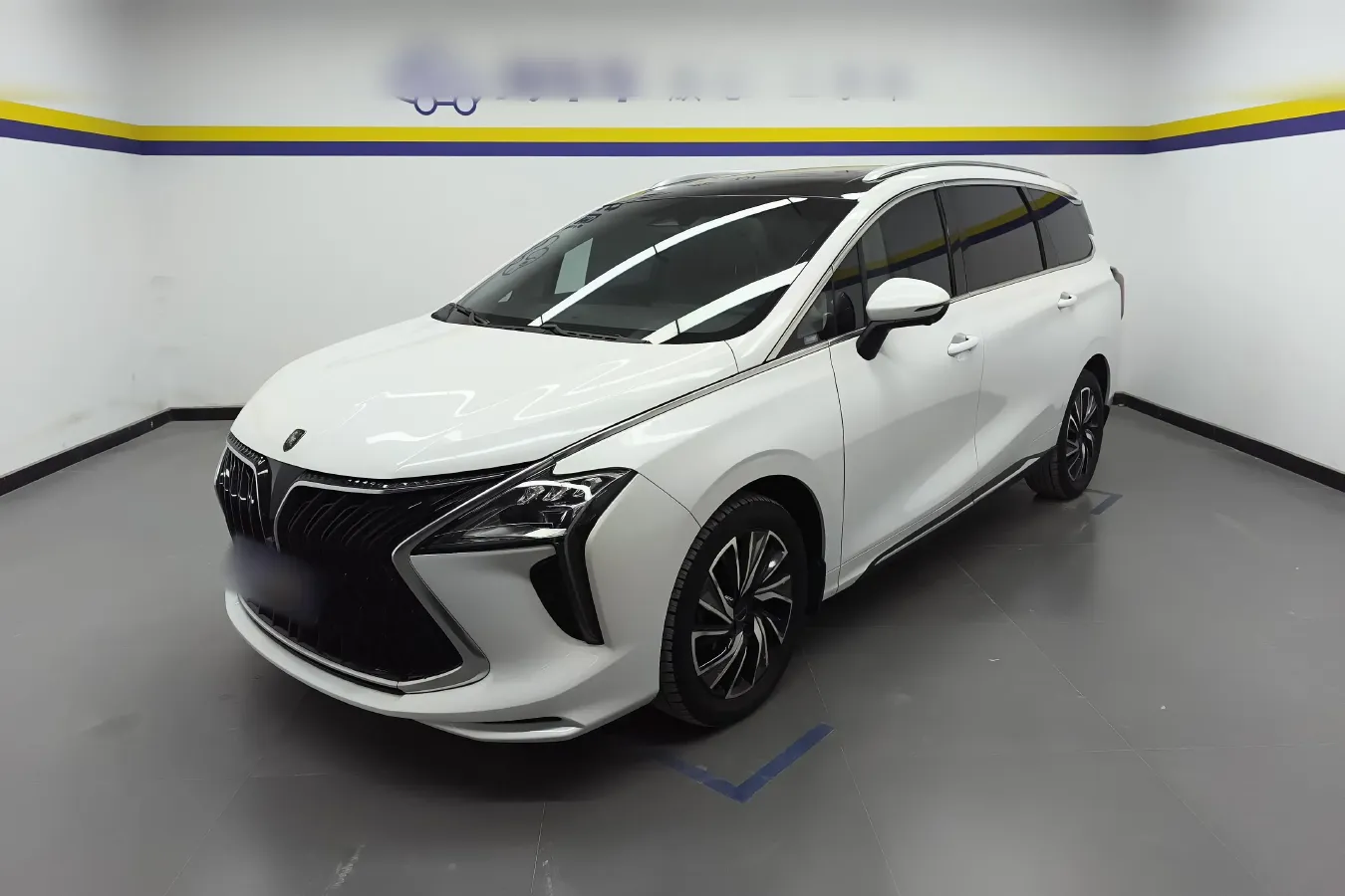 2022 DongFeng Forthing Yacht 1.5T 197HP L4 7DCT,autocango,china used car exporter,china ev exporter,chinese used car exporter,chinese used ev exporter