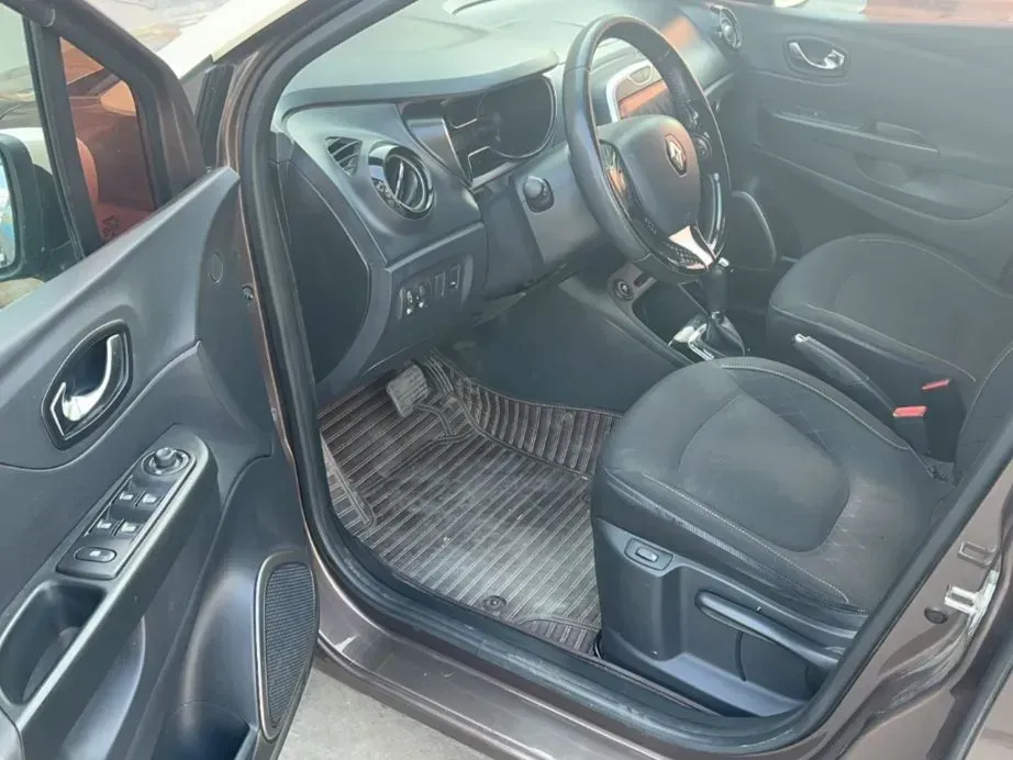 2015 Renault Captur 1.2T 116HP L4 6DCT,autocango,china used car exporter,china ev exporter,chinese used car exporter,chinese used ev exporter