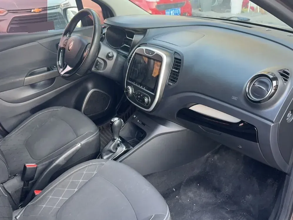 2015 Renault Captur 1.2T 116HP L4 6DCT,autocango,china used car exporter,china ev exporter,chinese used car exporter,chinese used ev exporter