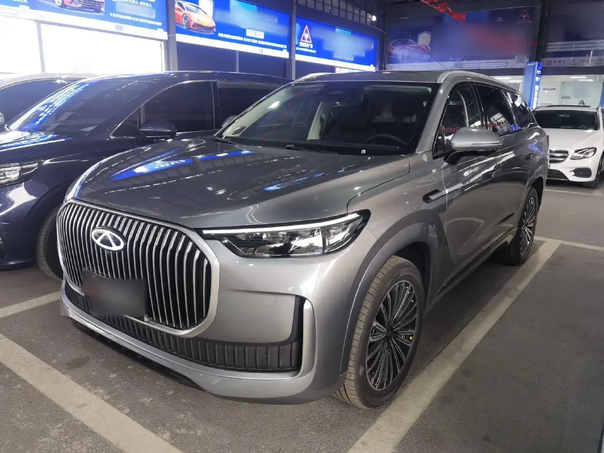 2025 Chery Tiggo 9 2.0T 261HP L4 7DCT