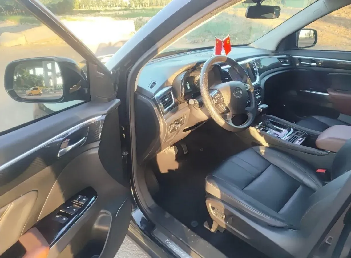 2017 GAC Trumpchi GS7 1.8T 188HP L4 6AT,autocango,china used car exporter,china ev exporter,chinese used car exporter,chinese used ev exporter