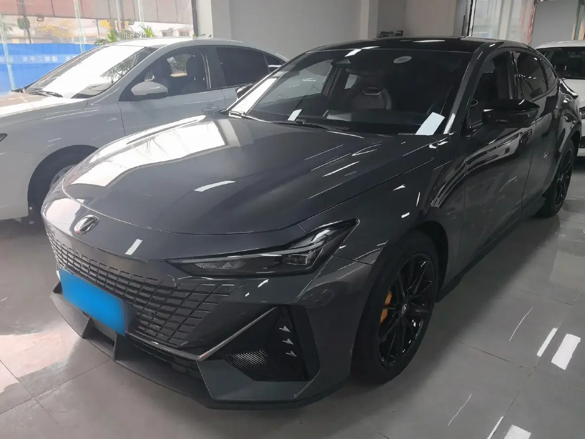 2023 ChangAn UNI-V 1.5T 188HP L4 7DCT