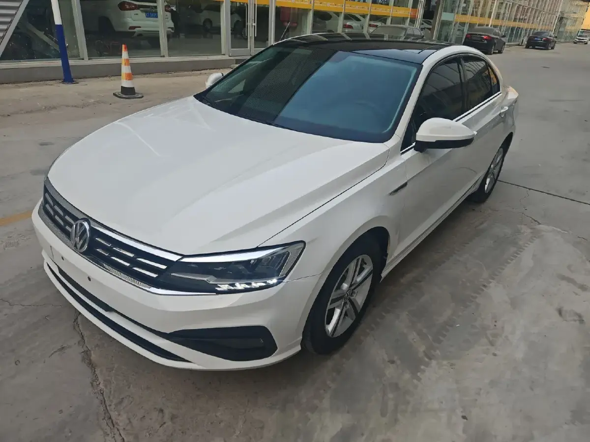 2019 Volkswagen Lamando 1.4T 131HP L4 7DCT
