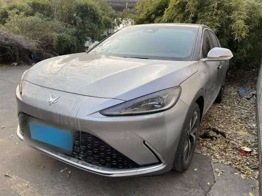 2022 ARCFOX αS BEV 65.6KWH