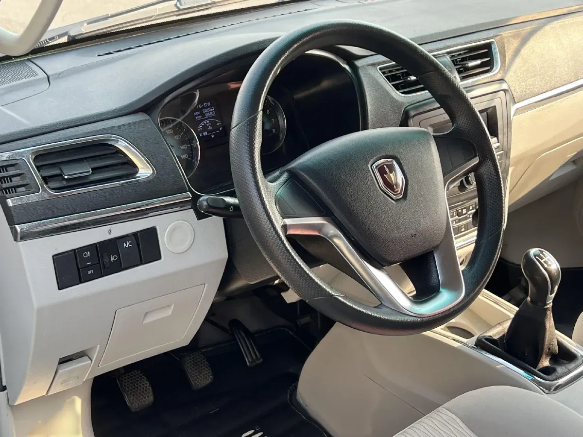 2018 JinBei New Sea Lion S 1.5L 109HP L4 5MT,autocango,china used car exporter,china ev exporter,chinese used car exporter,chinese used ev exporter