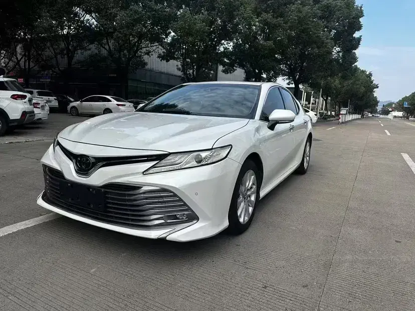 2018 Toyota Camry 2.0L 169HP L4 6AT