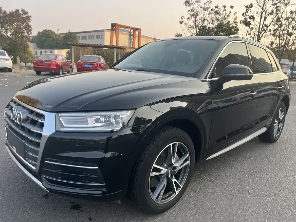 2018 Audi Q5L 2.0T 190HP L4 7DCT