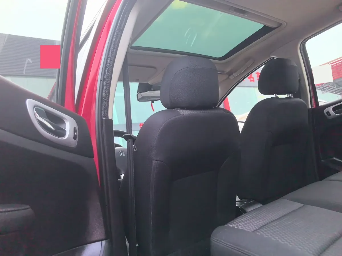 2013 Peugeot 307 1.6L 117HP L4 5MT,autocango,china used car exporter,china ev exporter,chinese used car exporter,chinese used ev exporter