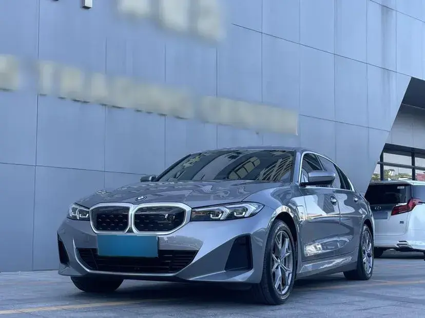 2024 BMW i3 BEV 70KWH