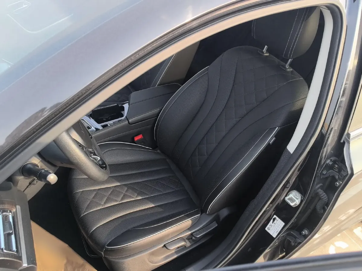 2019 BeiJing Auto EU7 BEV 60.225KWH,autocango,china used car exporter,china ev exporter,chinese used car exporter,chinese used ev exporter