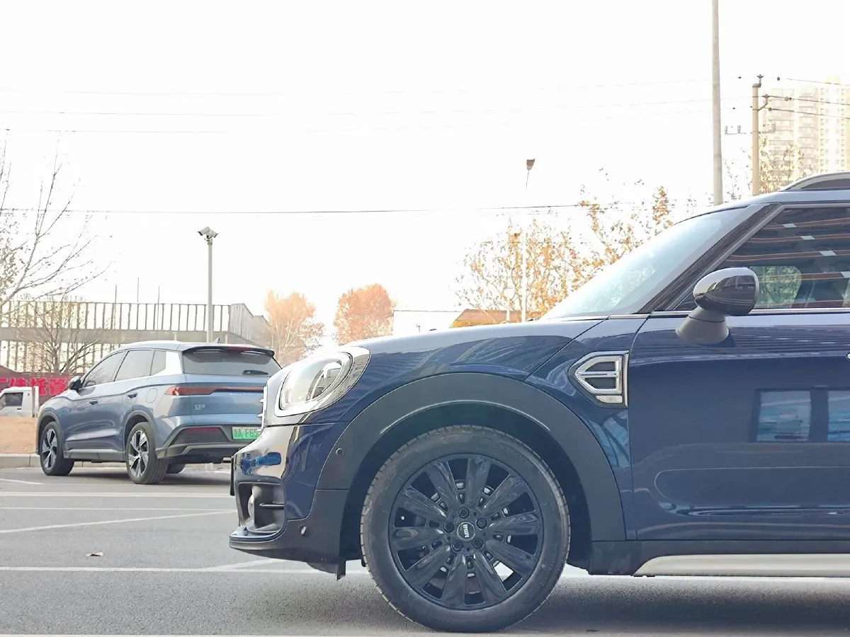 2018 MINI COUNTRYMAN 1.5T 136HP L3 6AT,autocango,china used car exporter,china ev exporter,chinese used car exporter,chinese used ev exporter