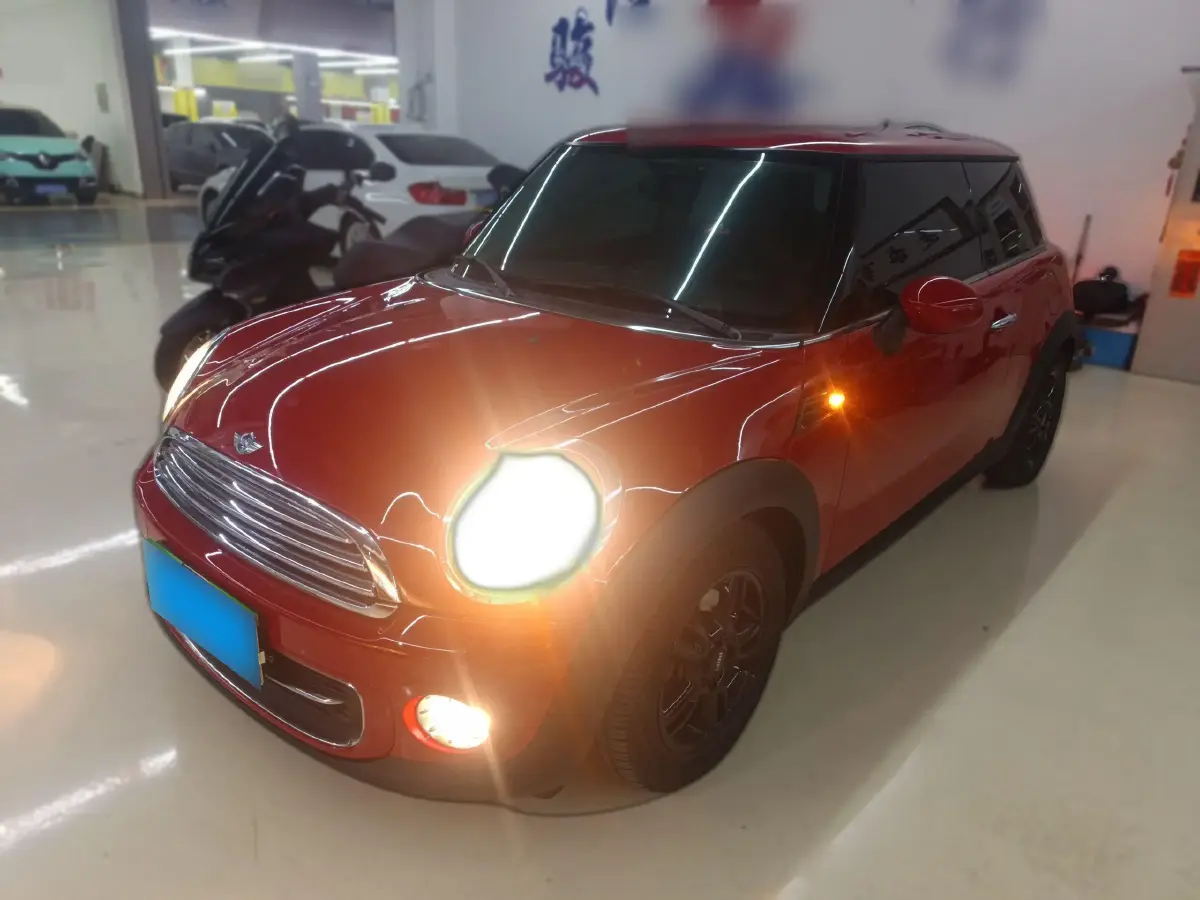 2011 MINI MINI 1.6L 98HP L4 6AT