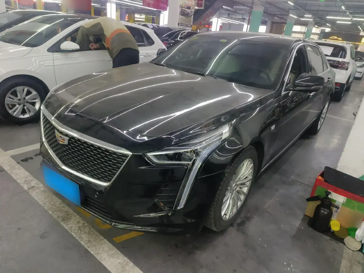 2019 Cadillac CT6 2.0T 241HP L4 10AT