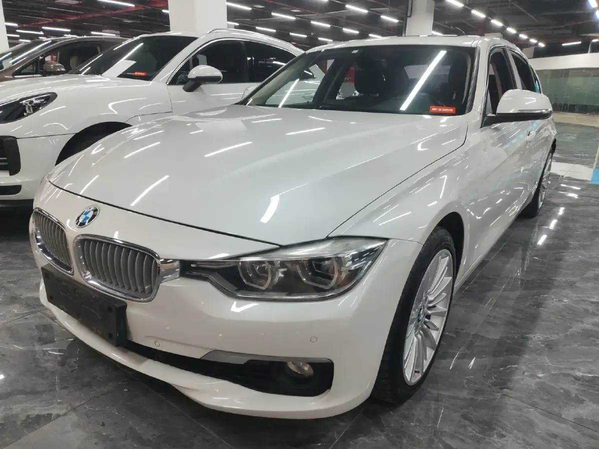 2018 BMW 3 Series 2.0T 184HP L4 8AT