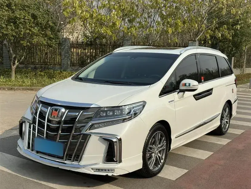 2019 Honda Elysioin 2.0L 146HP L4 E-CVT Hybrid