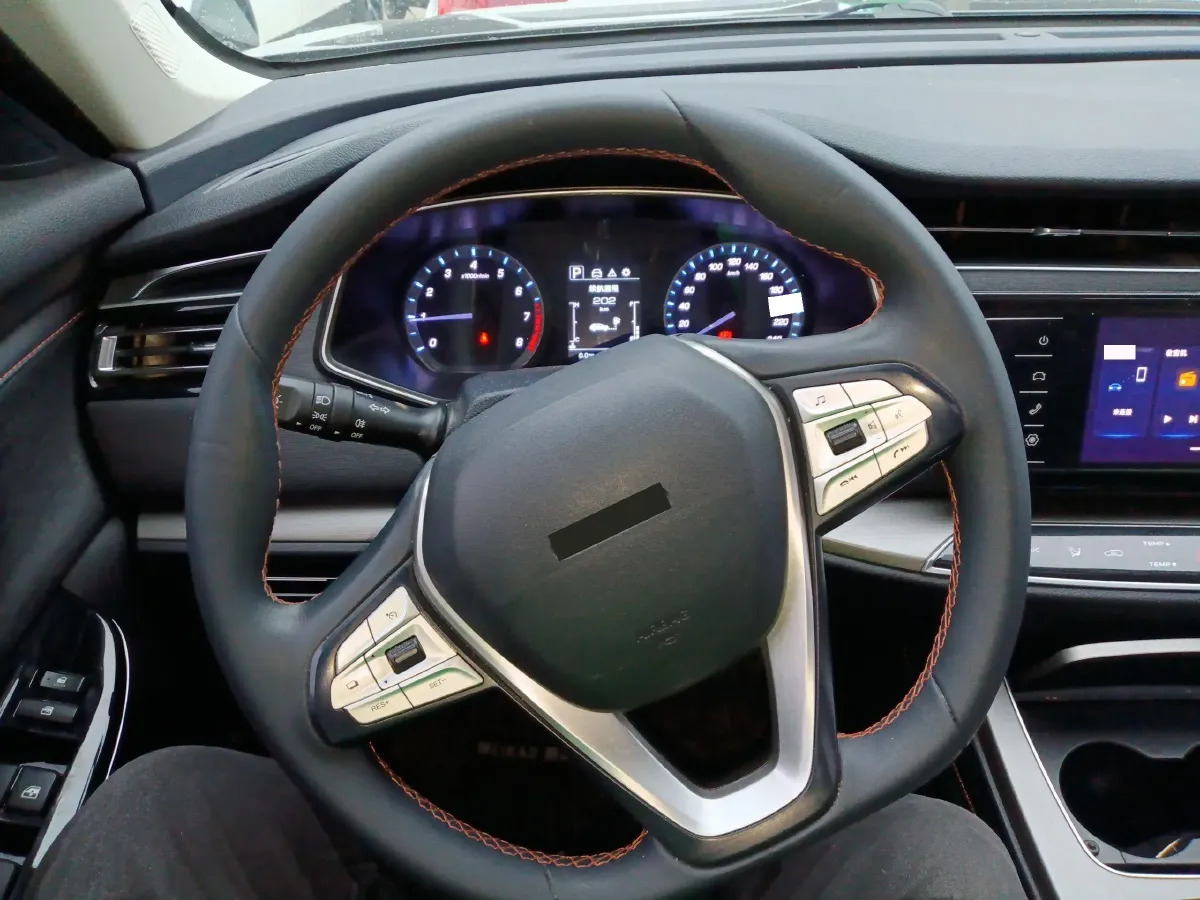 2020 ChangAn Oshan X7 1.5T 178HP L4 7DCT,autocango,china used car exporter,china ev exporter,chinese used car exporter,chinese used ev exporter