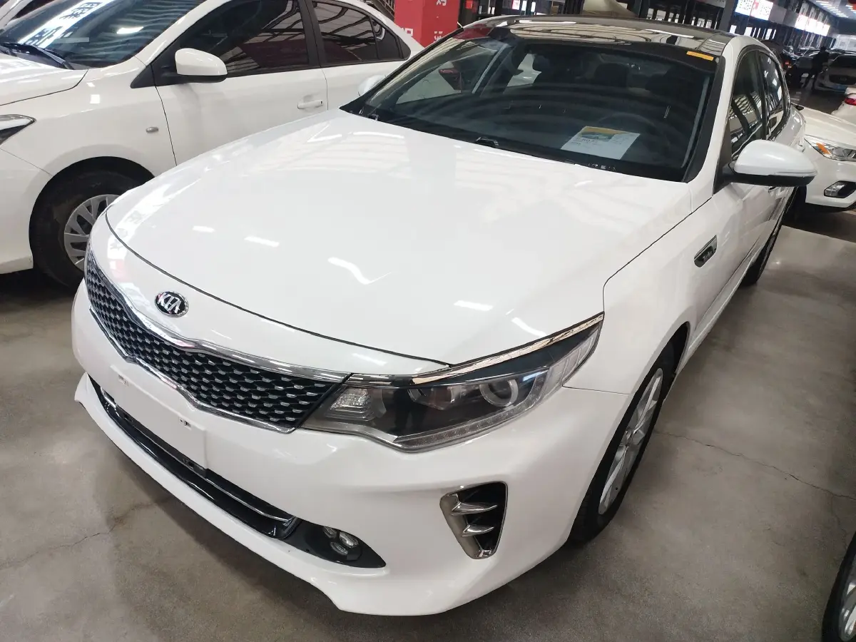 2016 Kia K5 1.6T 180HP L4 7DCT