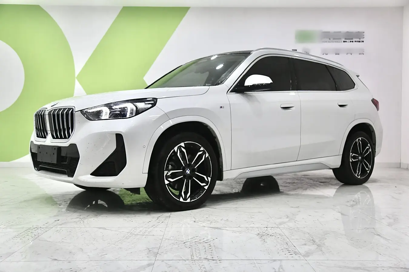 2023 BMW X1 2.0T 204HP L4 7DCT