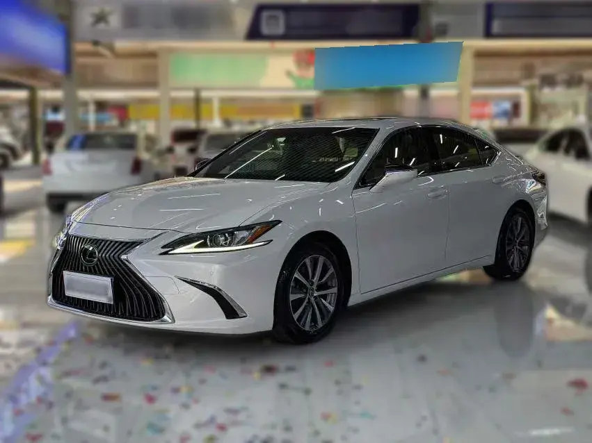 2018 Lexus ES 2.0L 167HP L4 6AT