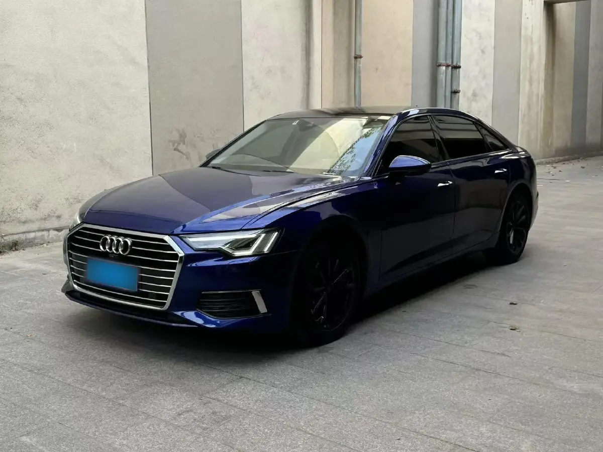 2019 Audi A6L 2.0T 190HP L4 7DCT