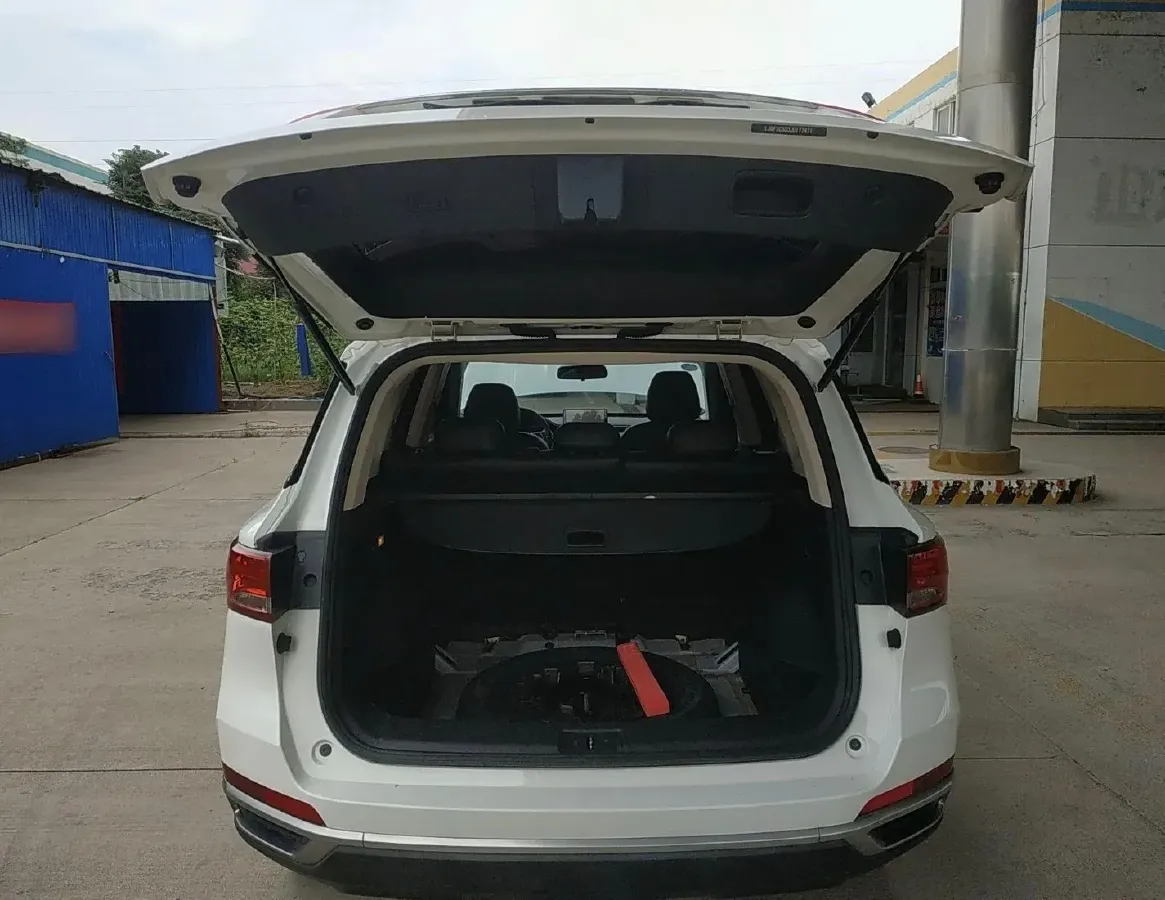 2018 Zotye T500 1.5T 156HP L4 6AT,autocango,china used car exporter,china ev exporter,chinese used car exporter,chinese used ev exporter