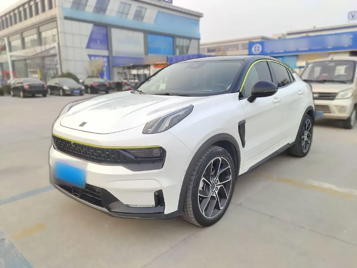 2022 LYNK&CO 05 2.0T 254HP L4 8AT