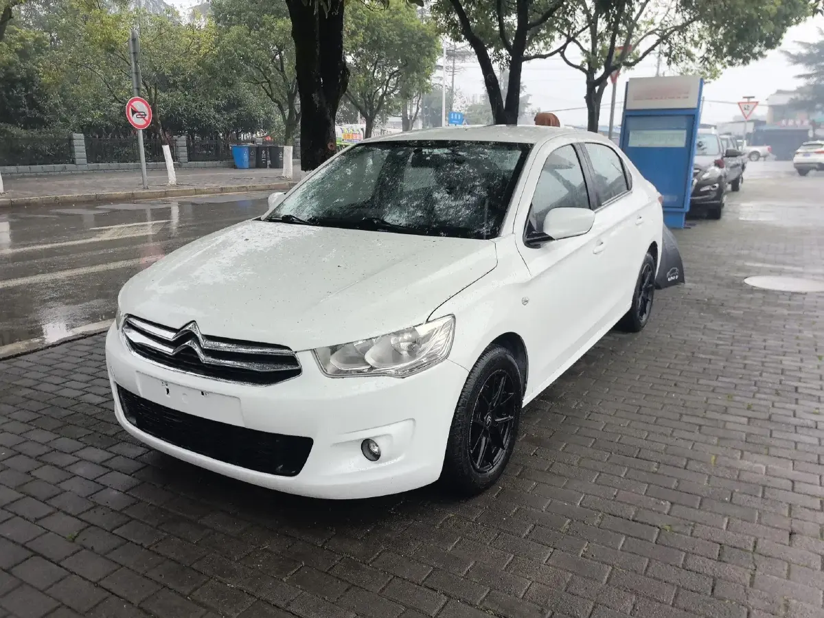 2015 Citroen Elysee 1.6L 117HP L4 5MT