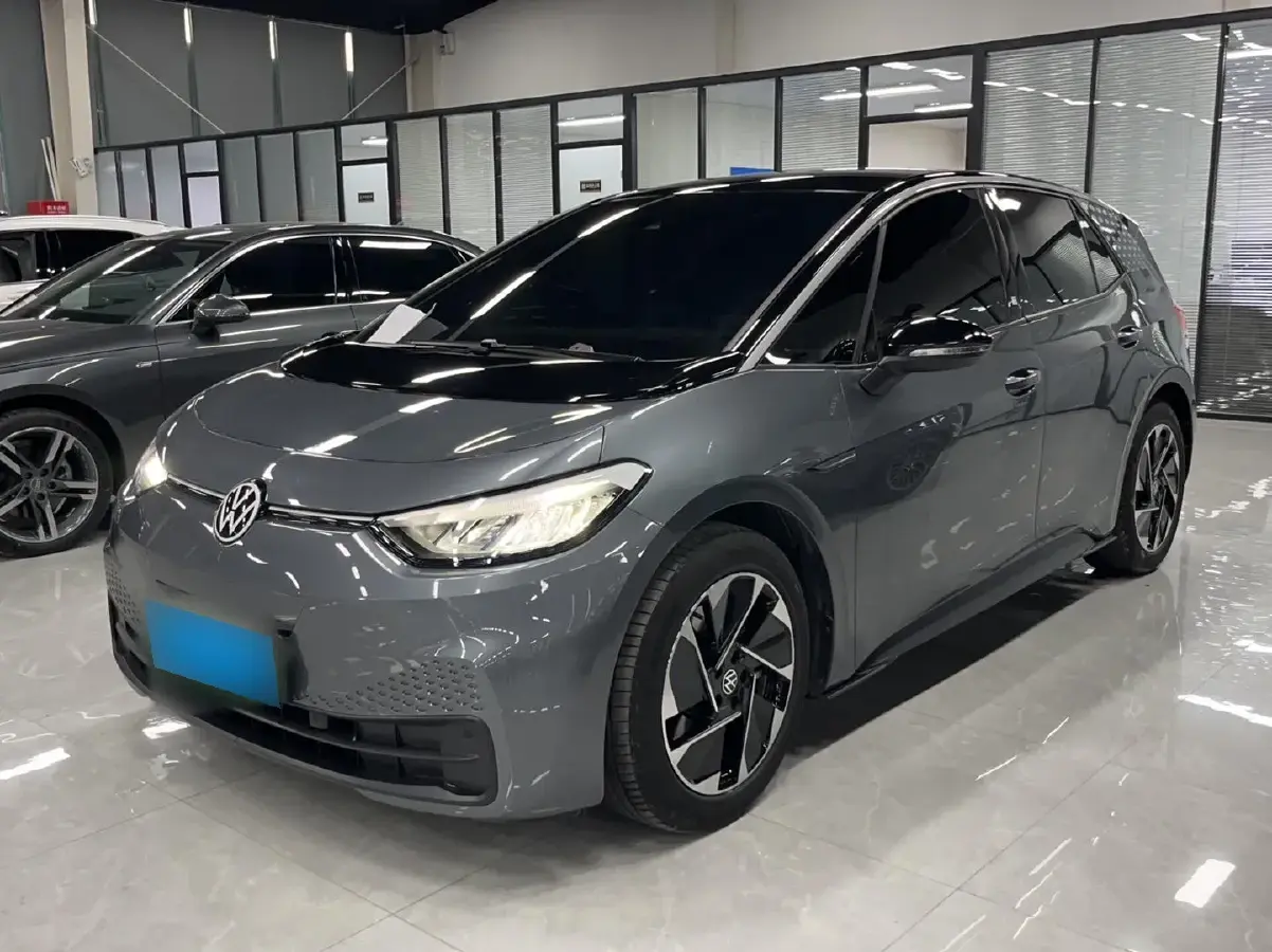 2023 Volkswagen ID.3 BEV 52.8KWH
