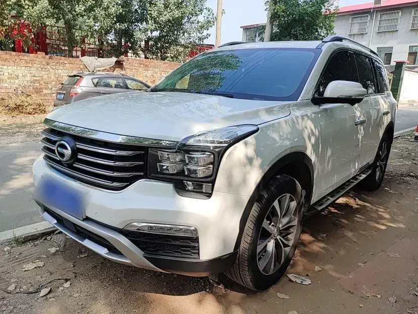2017 GAC Trumpchi GS8 2.0T 201HP L4 6AT