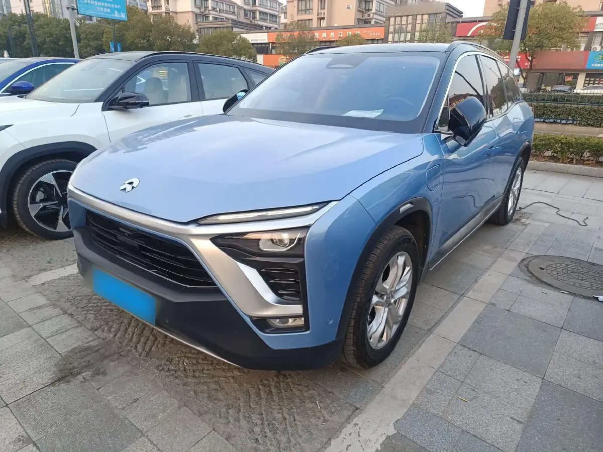 2018 NIO ES8 BEV 70KWH