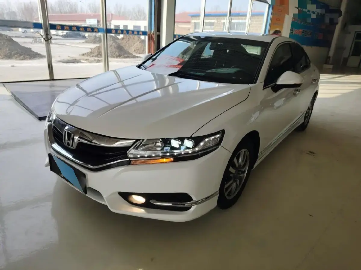 2017 Honda Spirior 2.0L 155HP L4 CVT