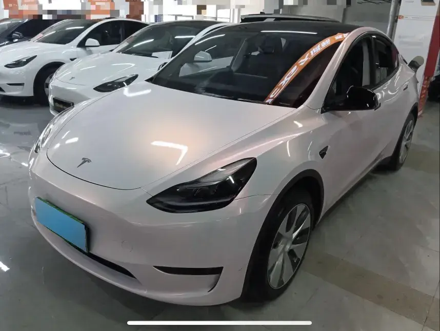 2022 Tesla Model Y BEV 60KWH