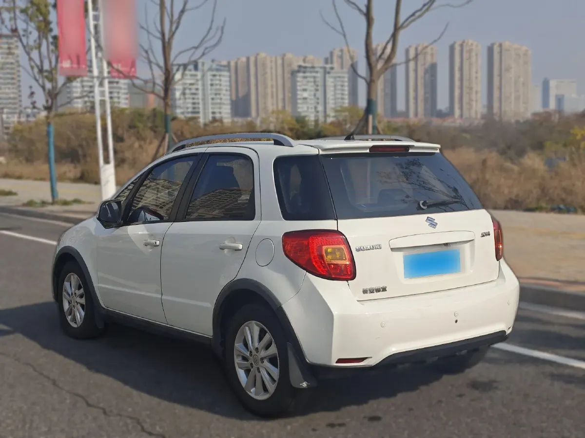 2013 Suzuki SX4 1.6L 109HP L4 4AT,autocango,china used car exporter,china ev exporter,chinese used car exporter,chinese used ev exporter
