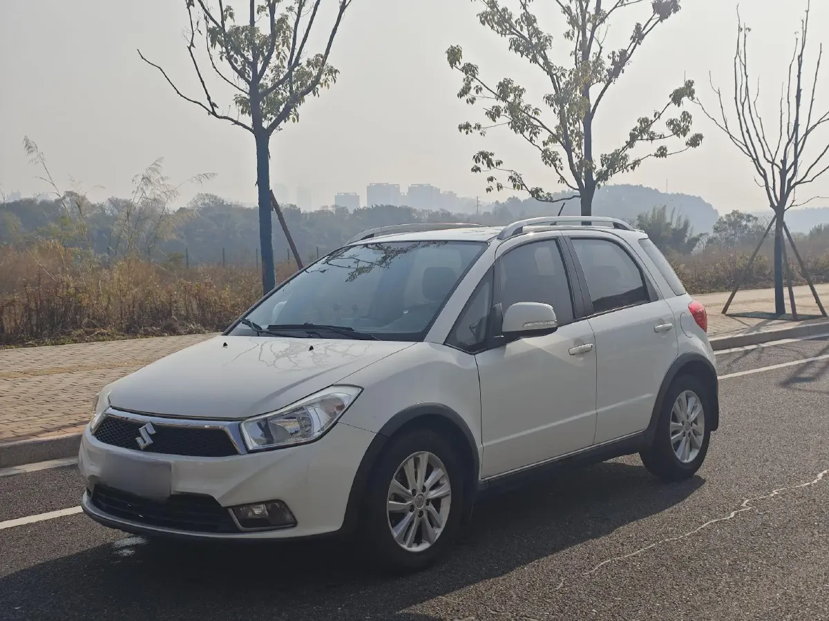 2013 Suzuki SX4 1.6L 109HP L4 4AT,autocango,china used car exporter,china ev exporter,chinese used car exporter,chinese used ev exporter