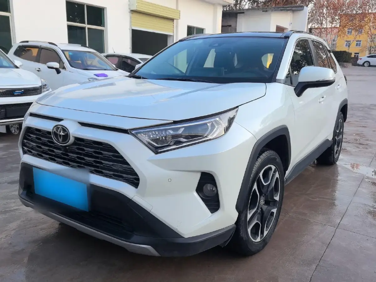 2021 Toyota RAV4 2.0L 171HP L4 CVT
