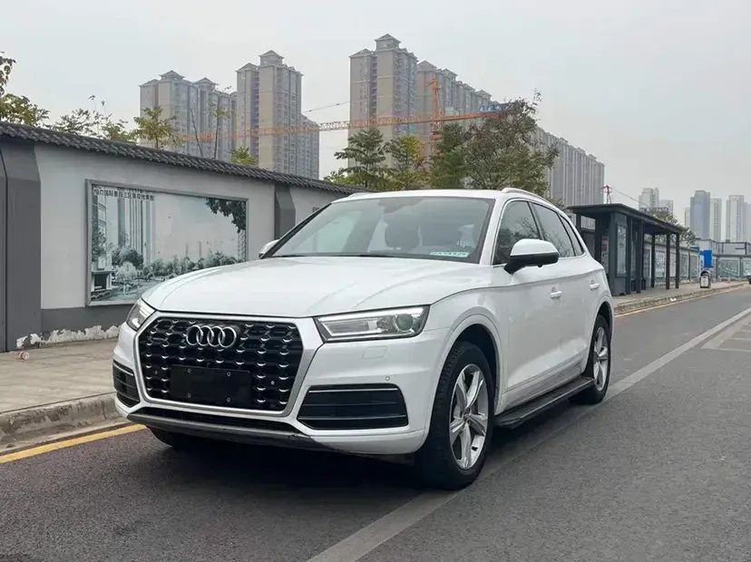 2018 Audi Q5L 2.0T 190HP L4 7DCT
