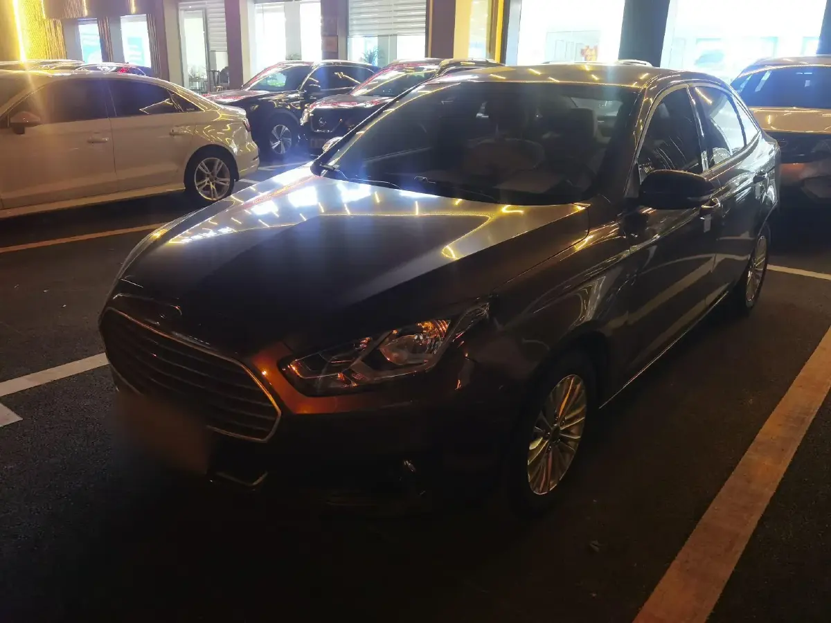 2017 Ford Escort 1.5L 113HP L4 6AT