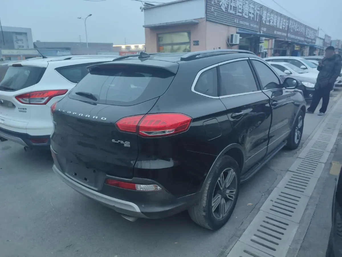 2017 Leopaard CS10 1.5T 150HP L4 CVT,autocango,china used car exporter,china ev exporter,chinese used car exporter,chinese used ev exporter