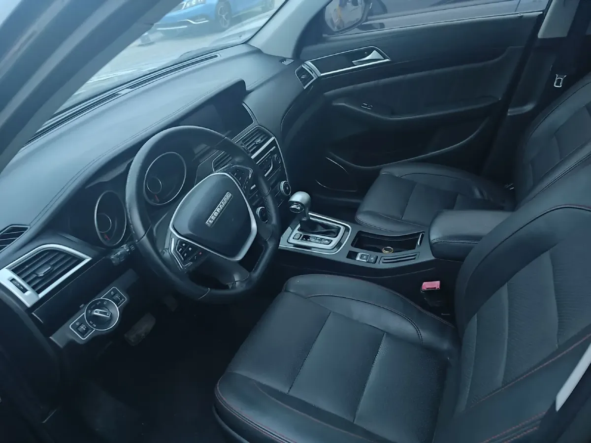 2017 Leopaard CS10 1.5T 150HP L4 CVT,autocango,china used car exporter,china ev exporter,chinese used car exporter,chinese used ev exporter