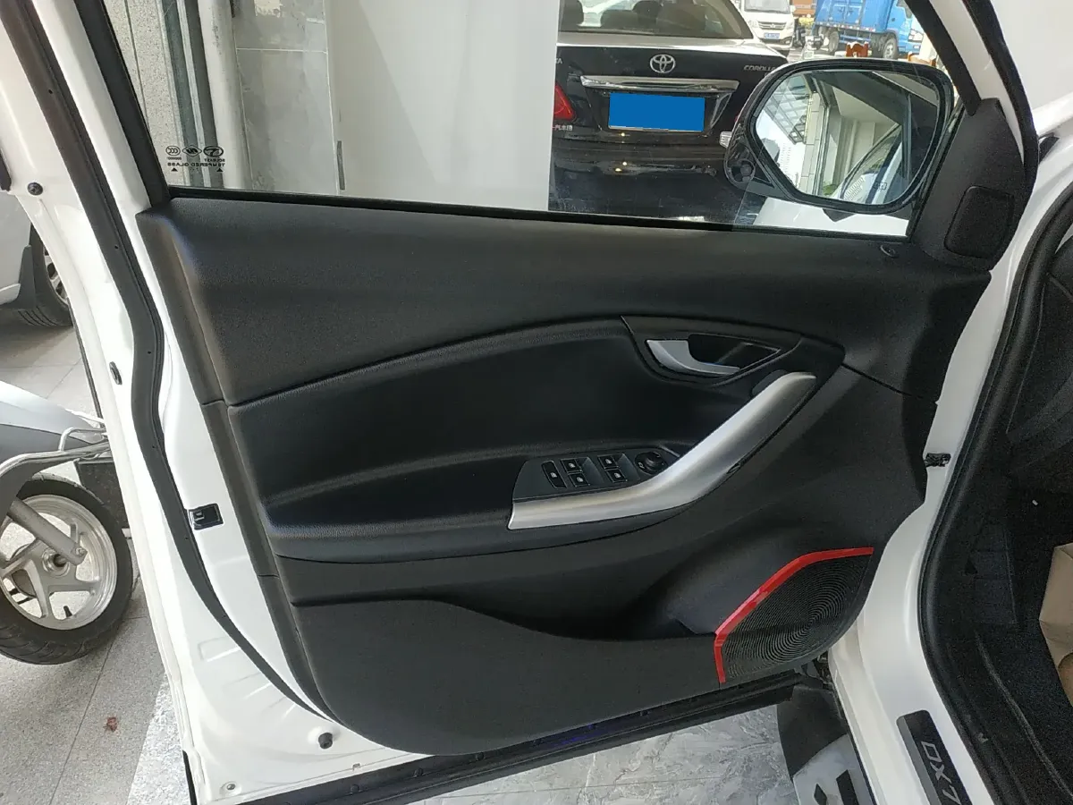 2018 Soueast DX7 1.5T 156HP L4 5AT,autocango,china used car exporter,china ev exporter,chinese used car exporter,chinese used ev exporter