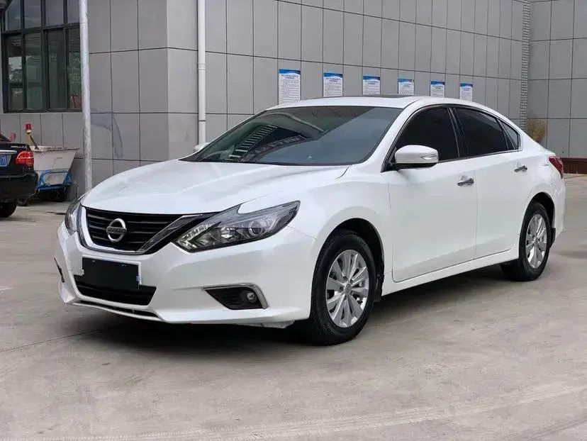 2016 Nissan Teana 2.0L 150HP L4 CVT