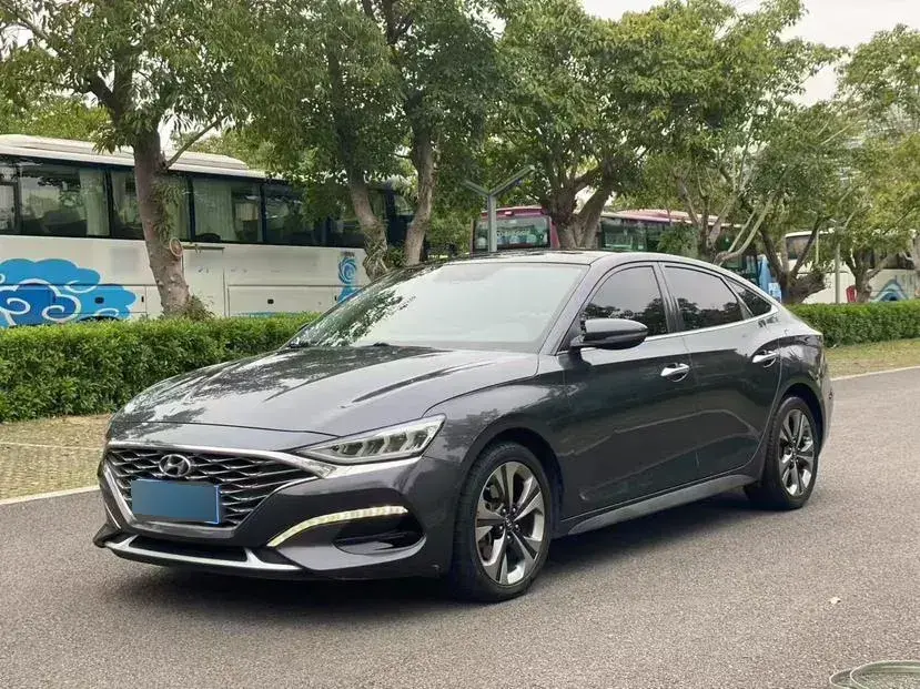 2019 Hyundai La Festa 1.6T 190HP L4 7DCT