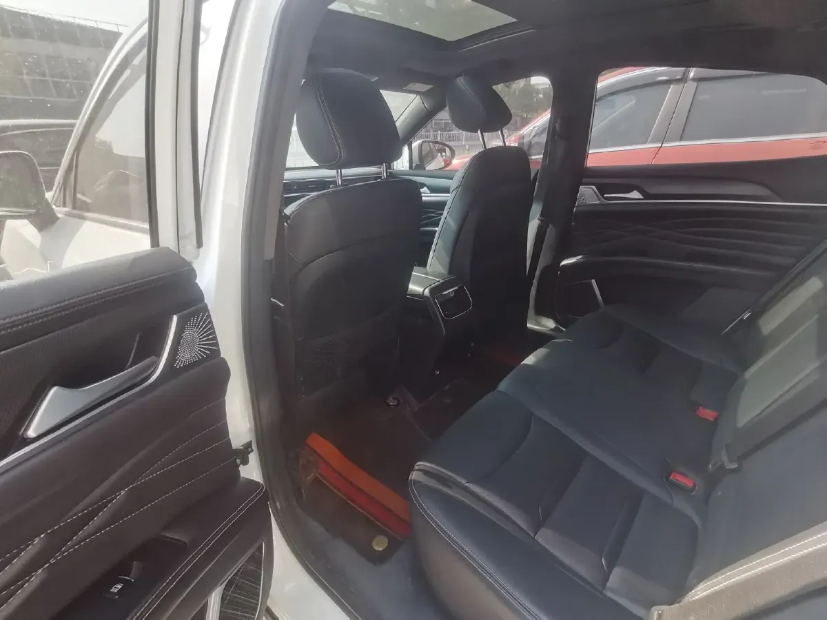 2019 DongFeng Fengon Fengon ix5 1.5T 180HP L4 CVT,autocango,china used car exporter,china ev exporter,chinese used car exporter,chinese used ev exporter