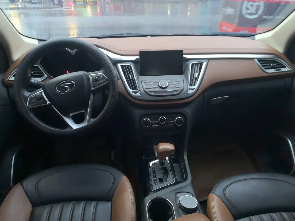 2015 Soueast DX7 1.5T 156HP L4 5AT,autocango,china used car exporter,china ev exporter,chinese used car exporter,chinese used ev exporter